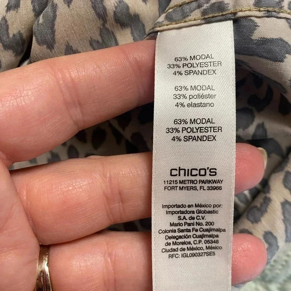 Chico’s Button Down Shirt Brown Tan Cheetah Print Pockets Size 2 Medium 12 - Picture 3 of 6